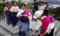 Ecuador. Women farmers take part in a harvest ceremony. Photo:  FAO/Johanna Alarcón