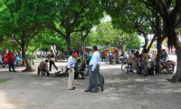 As in many other colonial cities in Latin America, the Central Park lies in the centre of the city and is the heart of Granada’s community. File swm