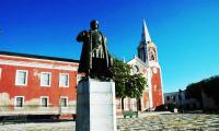 Vasco de Gama Statue. The Portuguese explorer reached Mozambique Island for the first time on 2 March 1498.