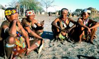 The earliest known inhabitants of Namibia are the San (Bushmen), who belong to the Khoesan peoples. Photo Mauro Burzio